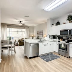 Windsor Palms Townhome w/Private Pool Near Disney