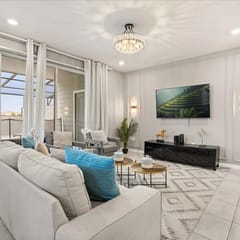 Solterra Sunshine: 5BR Townhome w/Pool Near Disney