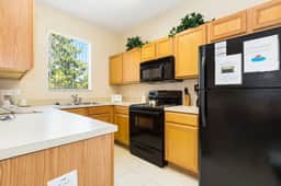 Stunning Regal Oaks 4BR w/ Pool, Spa & Near Disney - Image 4