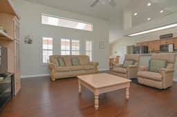 Loma Vista Escape - 4BR Pool Home near Disney - Image 4