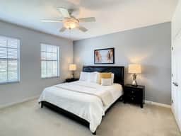 Family Oasis Near Disney - Pool & Resort Access - Image 5