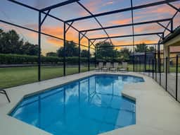 Family Oasis Near Disney - Pool & Resort Access - Image 2