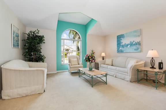 Relaxing Oak Island Pool Villa Close to Disney - Image 4