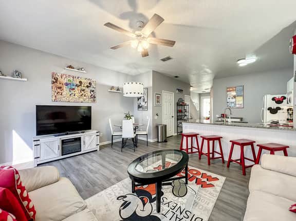 Mickey's Play House: Family Fun & Comfort - Image 4