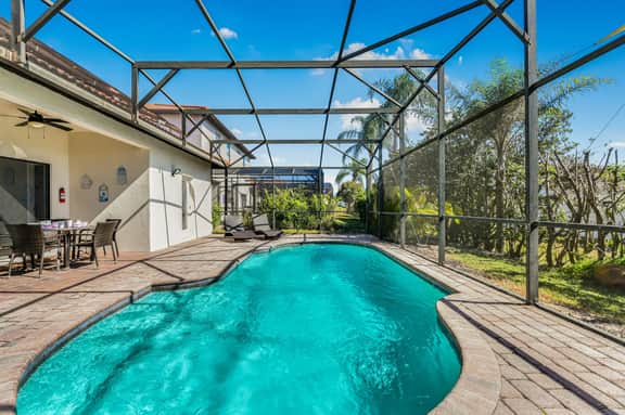 Modern 4BR South Facing Pool Home Near Disney - Image 2