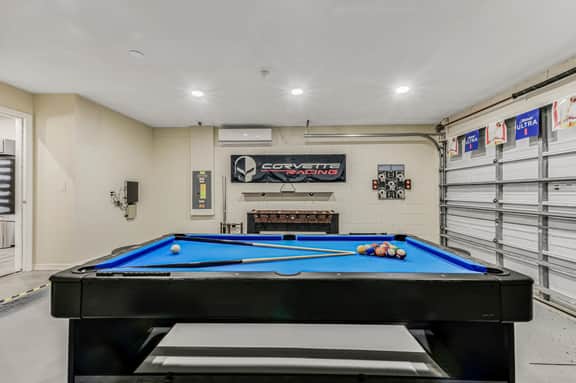 Modern 4BR South Facing Pool Home Near Disney - Image 4