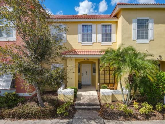 Wizard’s Hideaway: Themed Townhome Near Disney - Image 5
