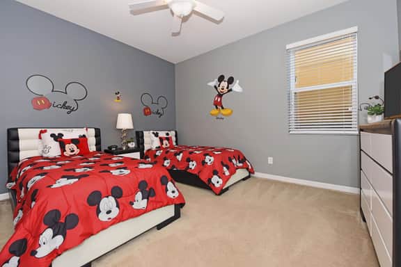 Lux Villa w/ Pool, Spa & Games - Near Disney - Image 4