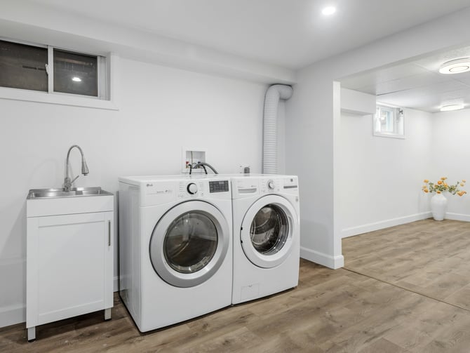Washer & Dryer